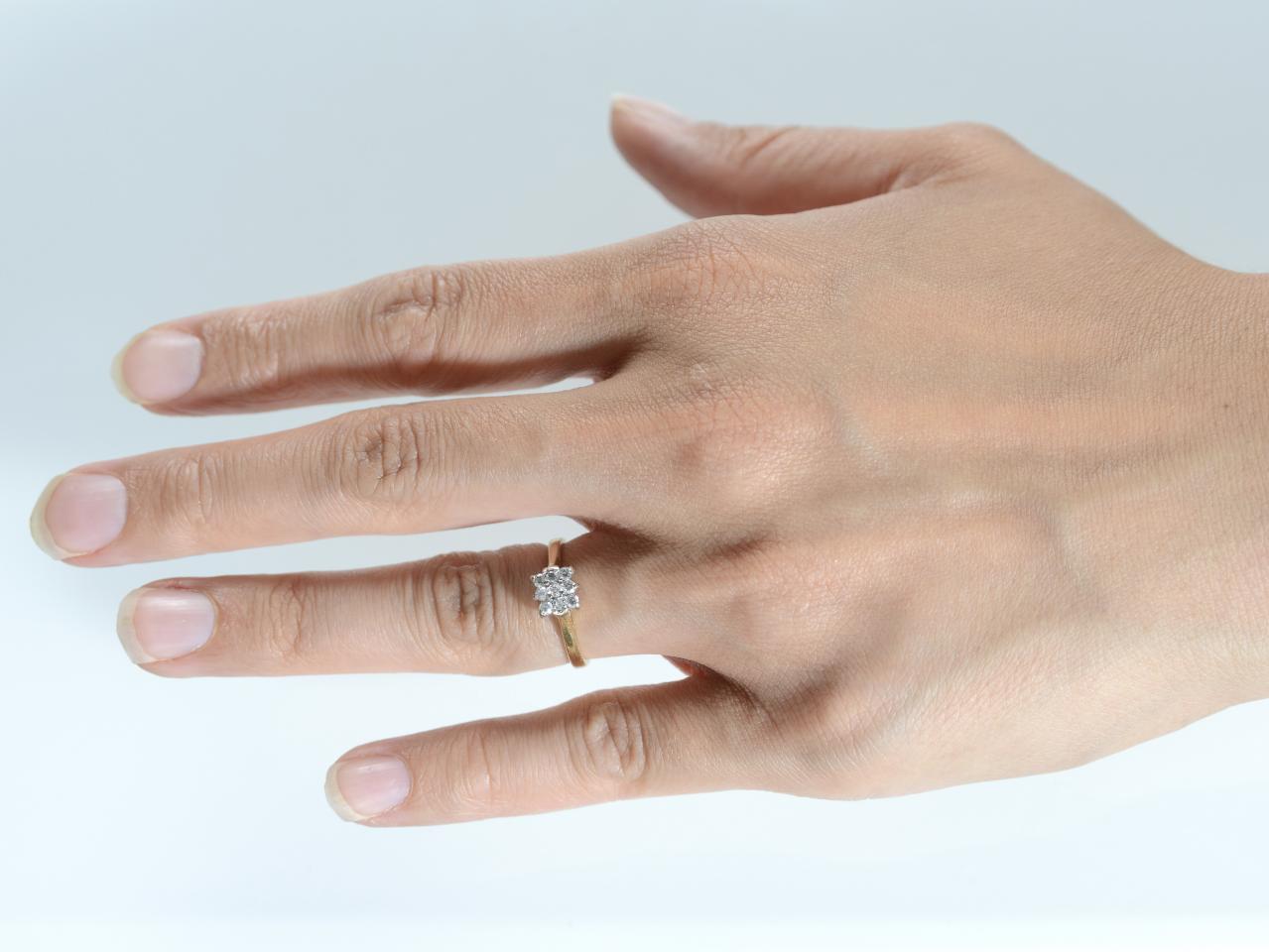 Vintage diamond square cluster ring in 18kt yellow gold