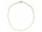 Cultured pearl necklace with 18kt yellow gold clasp