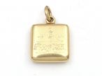 Victorian square locket in 18kt yellow gold