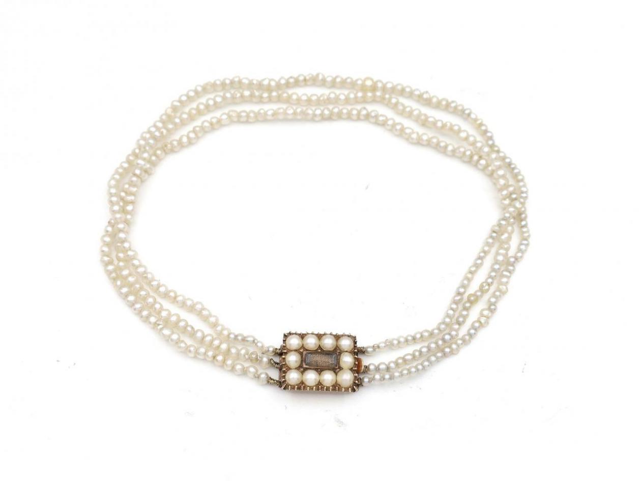 Georgian three strand seed pearl bracelet with gold clasp