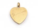 Antique 'Forget me not' heart locket in 18kt yellow gold