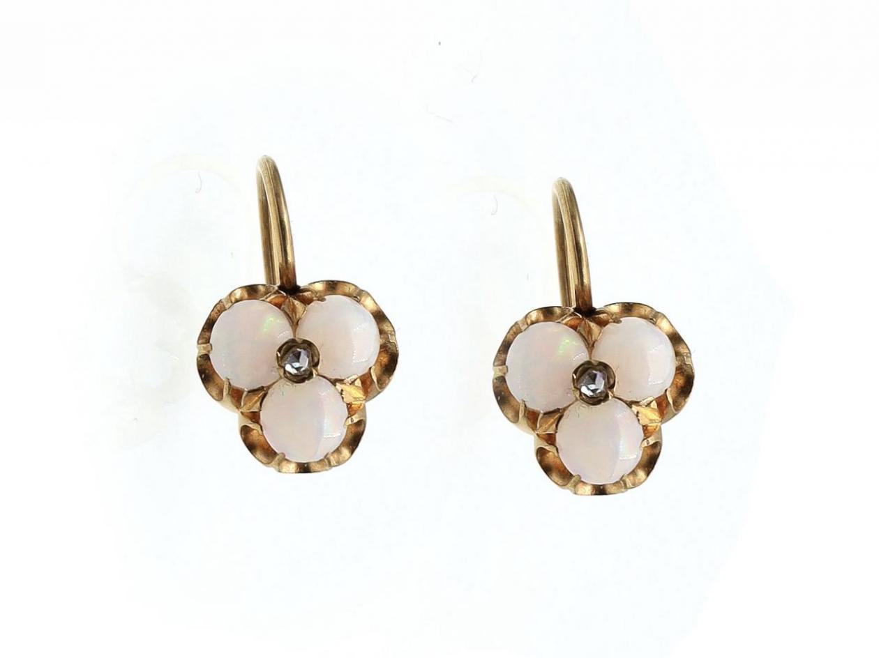 Antique trefoil opal drop earrings in 15kt yellow gold