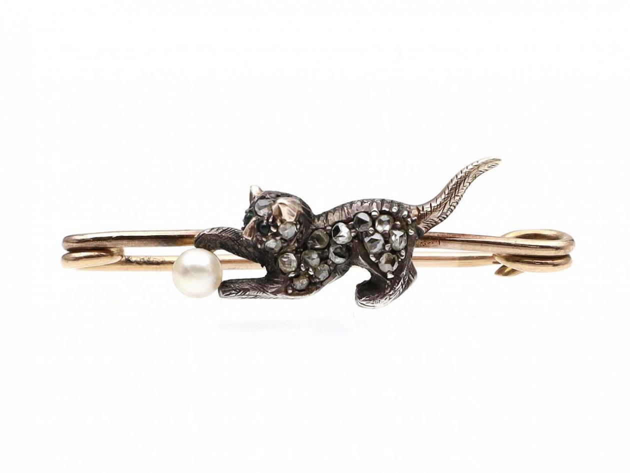 Late Victorian diamond set cat brooch in sliver and gold