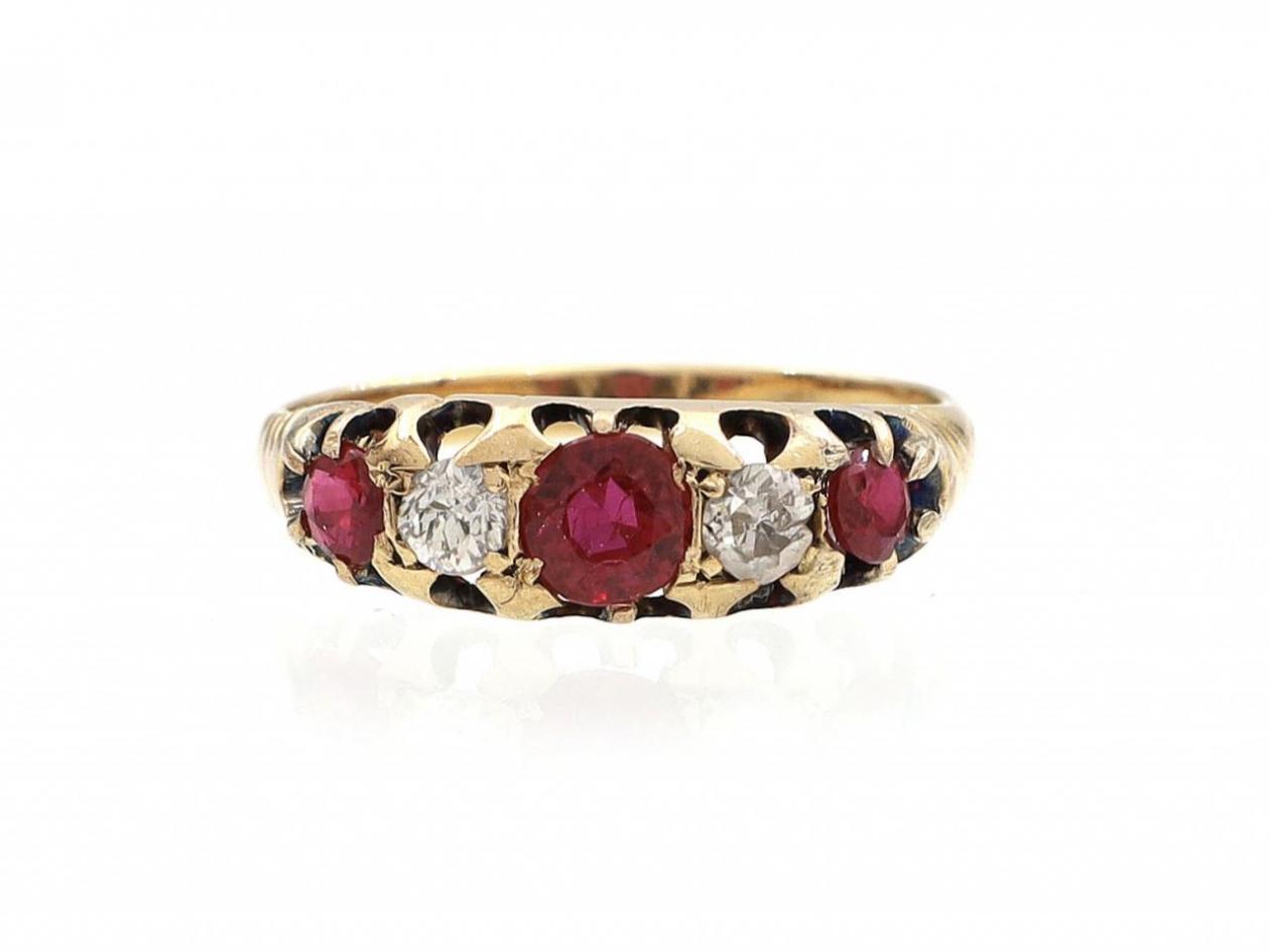 Victorian ruby and diamond five stone ring in 18kt yellow gold