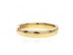 18kt yellow gold shaped wedding ring