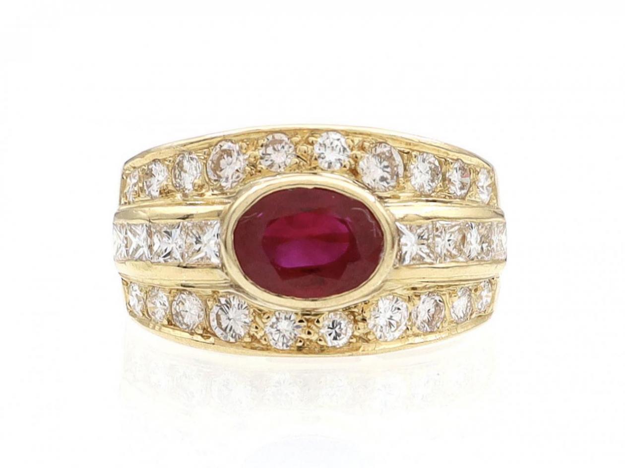 Retro ruby and diamond three row ring in 18kt yellow gold