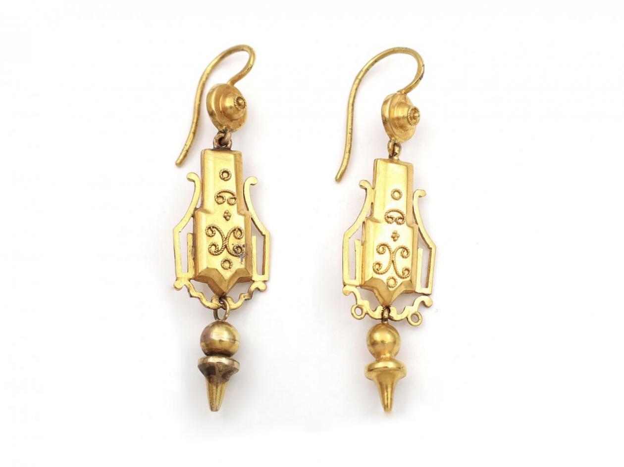 Antique Italian Etruscan revival drop earrings in gold