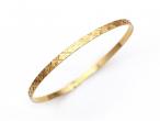 Vintage cross hatch solid gold bangle in 18kt yellow gold