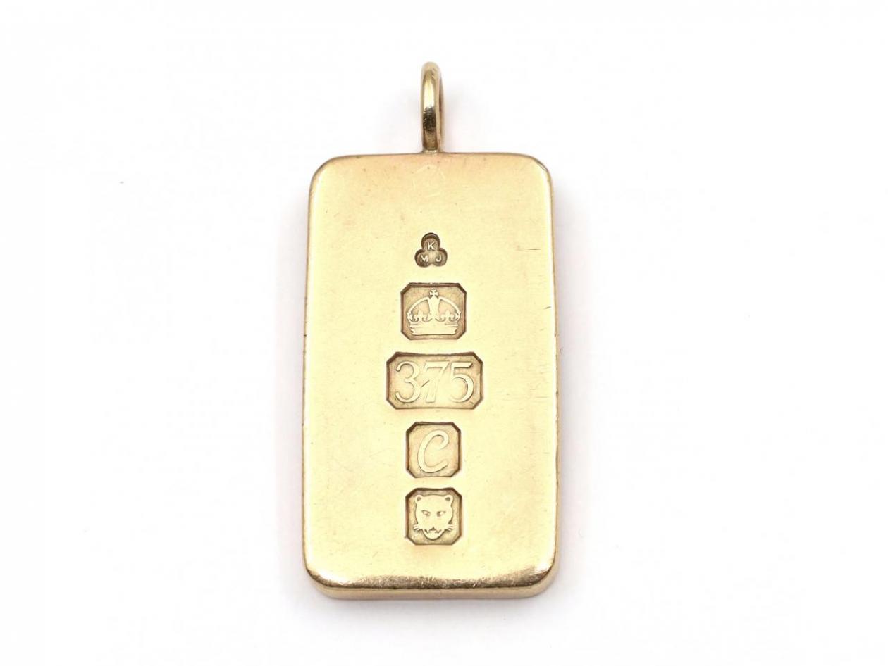 1977 ingot pendant in 9kt yellow gold
