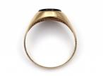 Vintage oval onyx signet ring in 9kt yellow gold