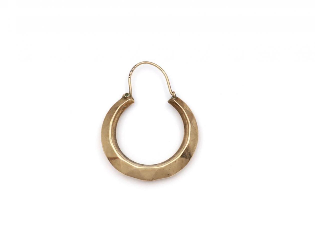 9kt yellow gold hollow faceted hoop earring