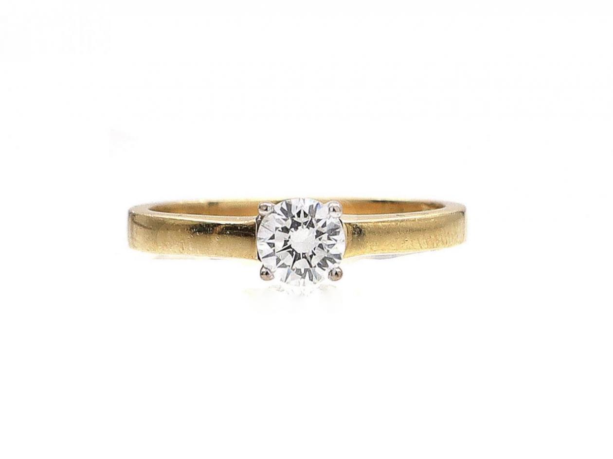 0.40ct round brilliant cut diamond solitaire ring 18kt yellow gold