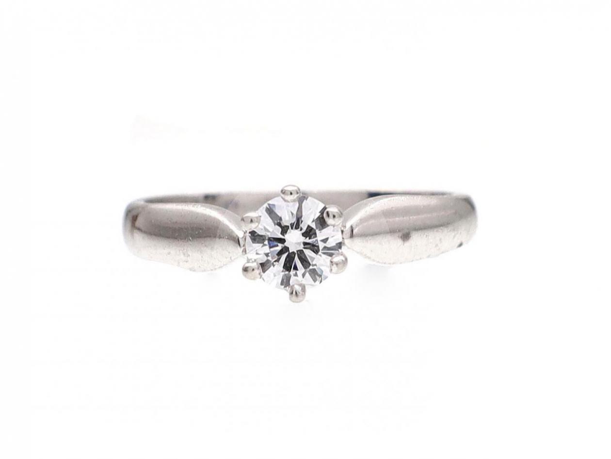 0.40ct round brilliant cut diamond solitaire ring in platinum