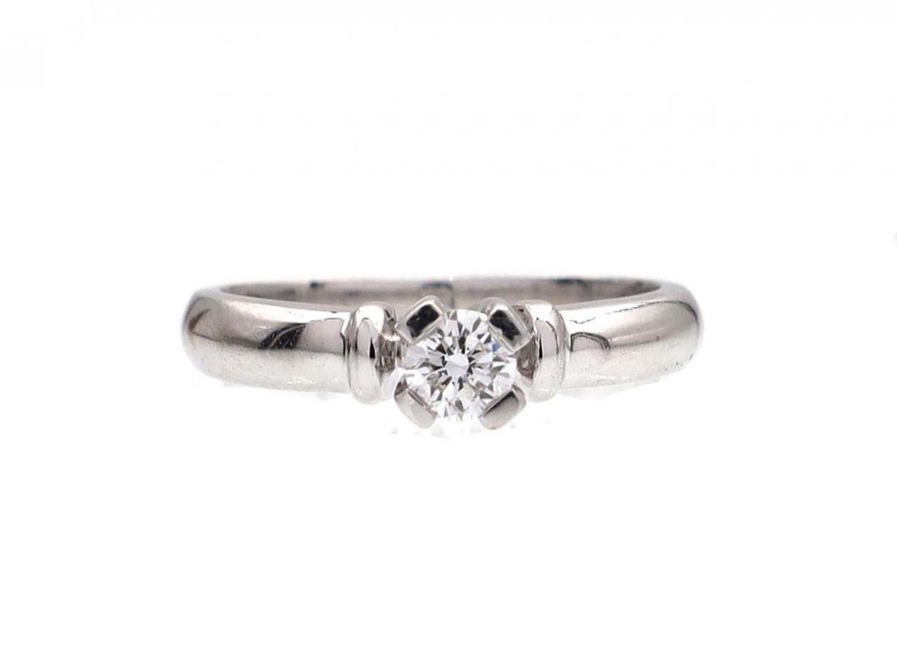 0.20ct round brilliant cut diamond engagement ring in 18kt white gold