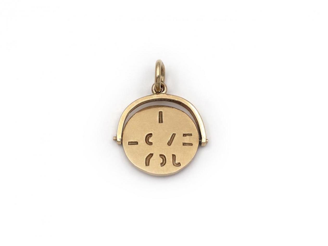 Vintage 9kt yellow gold 'I LOVE YOU' spinner charm