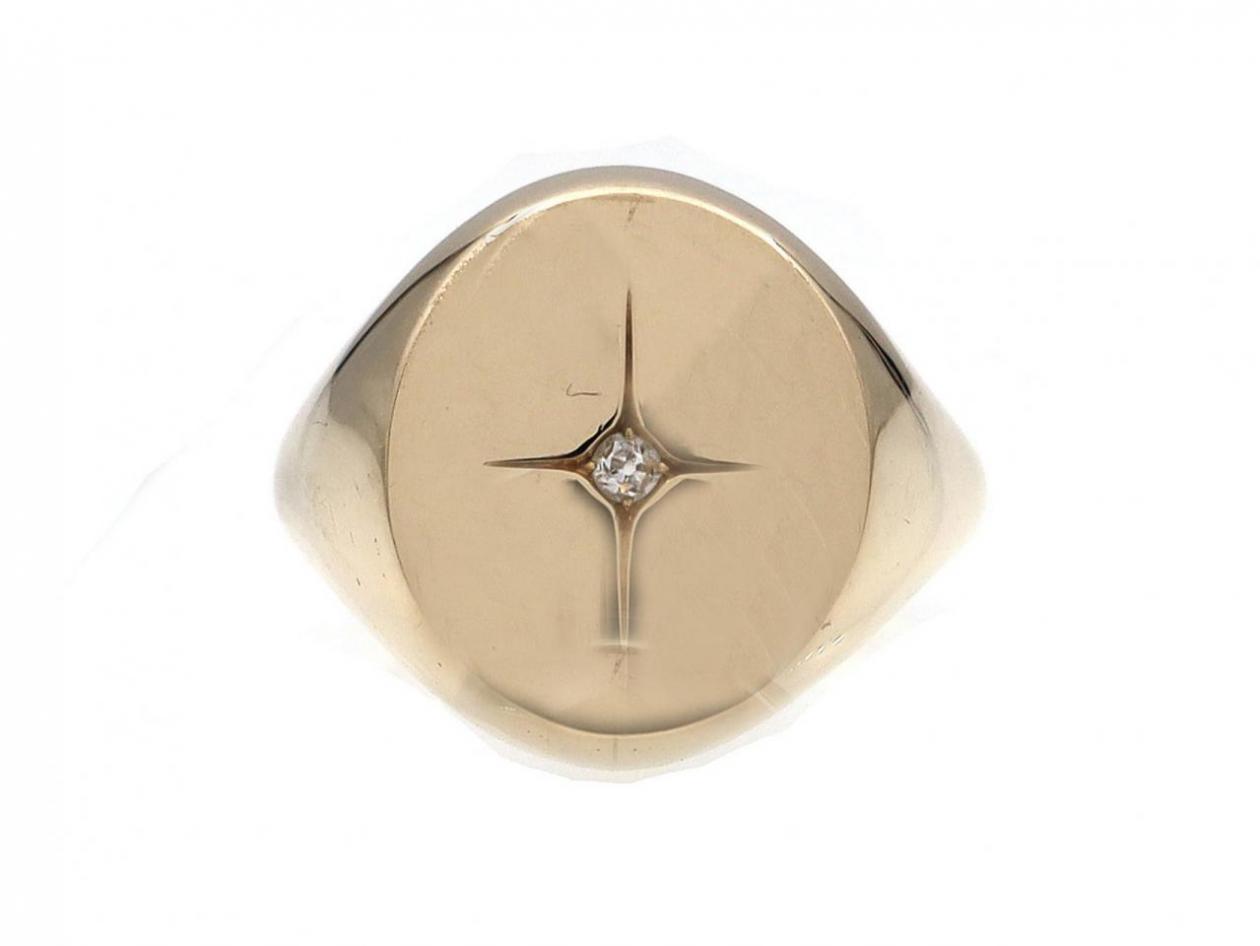9kt Yellow Gold Oval Diamond Star Signet Ring