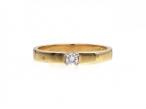 Diamond solitaire engagement ring in 18kt yellow gold