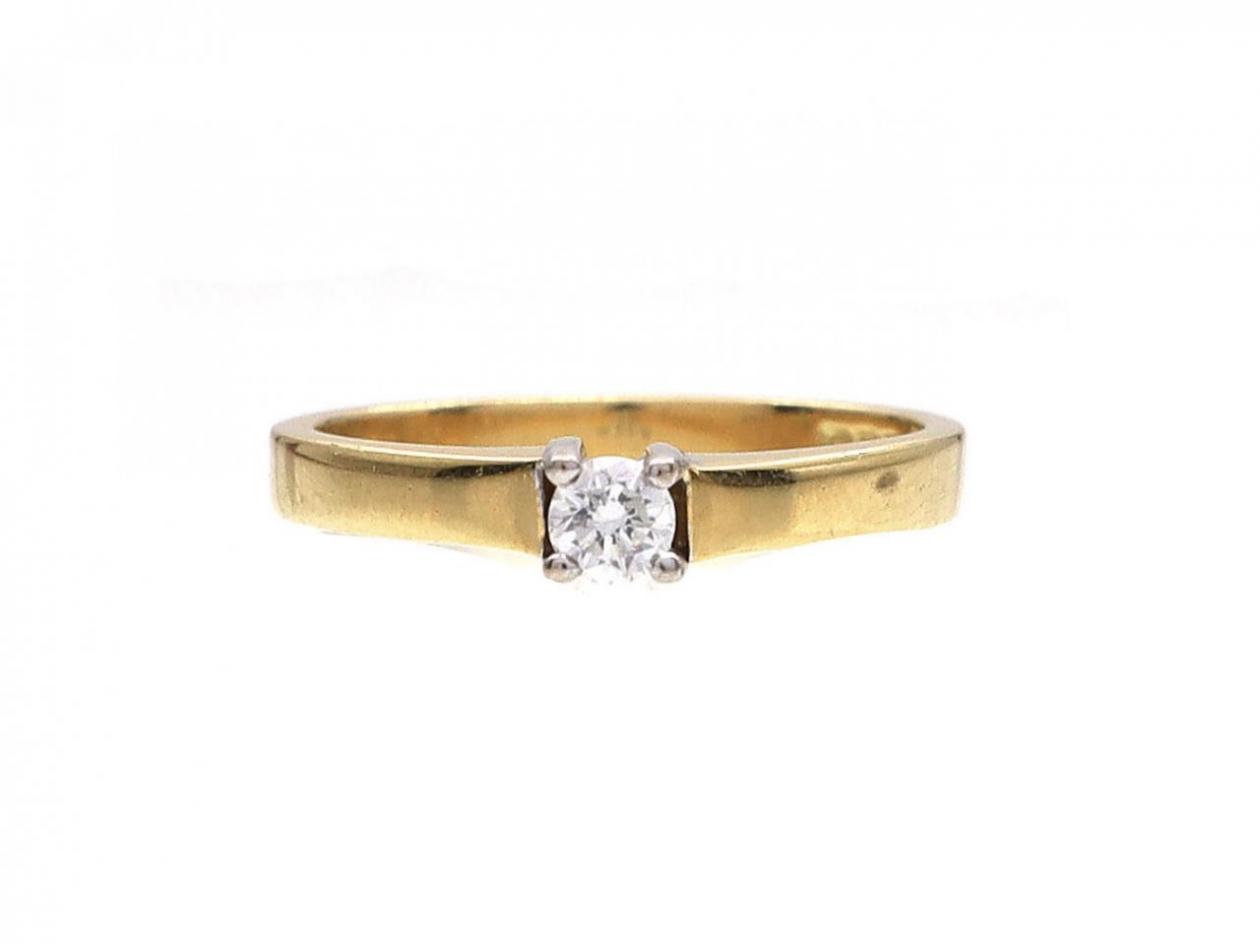 0.12ct round brilliant cut diamond solitaire ring in yellow gold