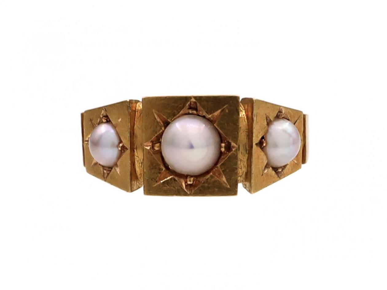 1877 natural pearl three stone ring in 18kt yellow gold