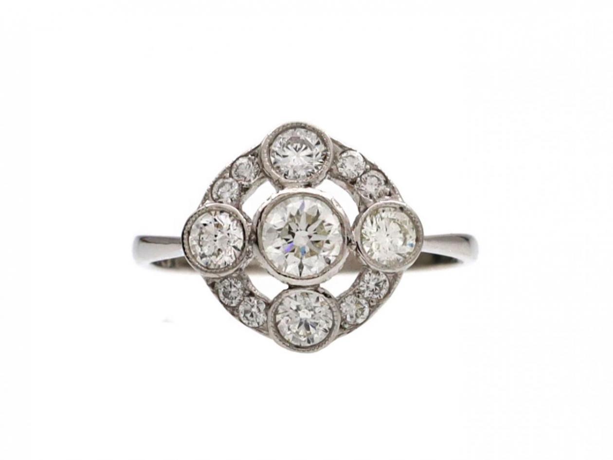 Art Deco circular diamond set openwork cluster ring