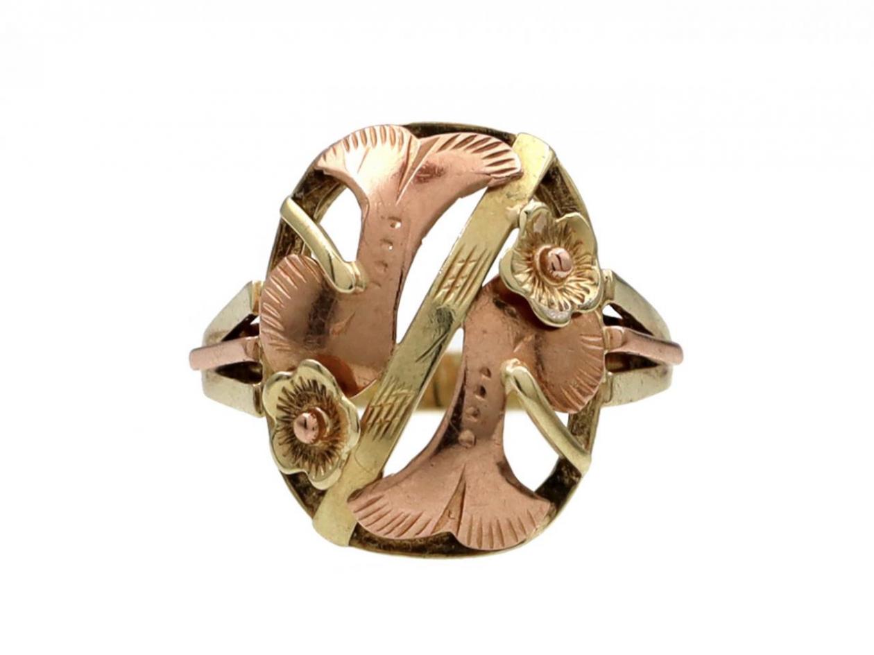 Art Nouveau 14kt yellow and rose gold openwork floral plaque ring