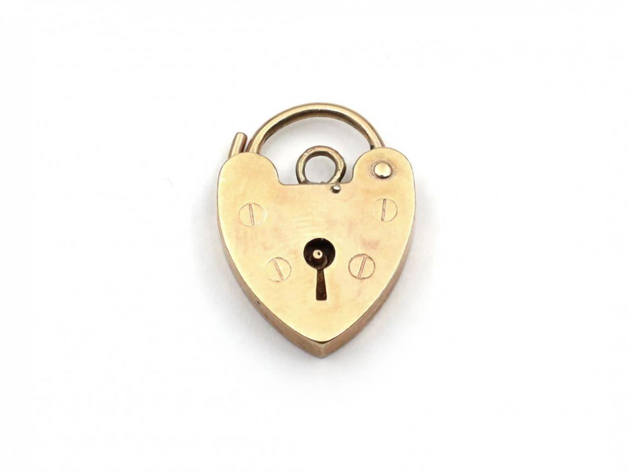 1973 heart lock in 9kt yellow gold