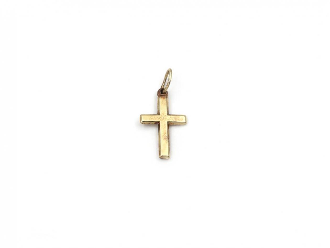 9kt yellow gold mini cross pendant