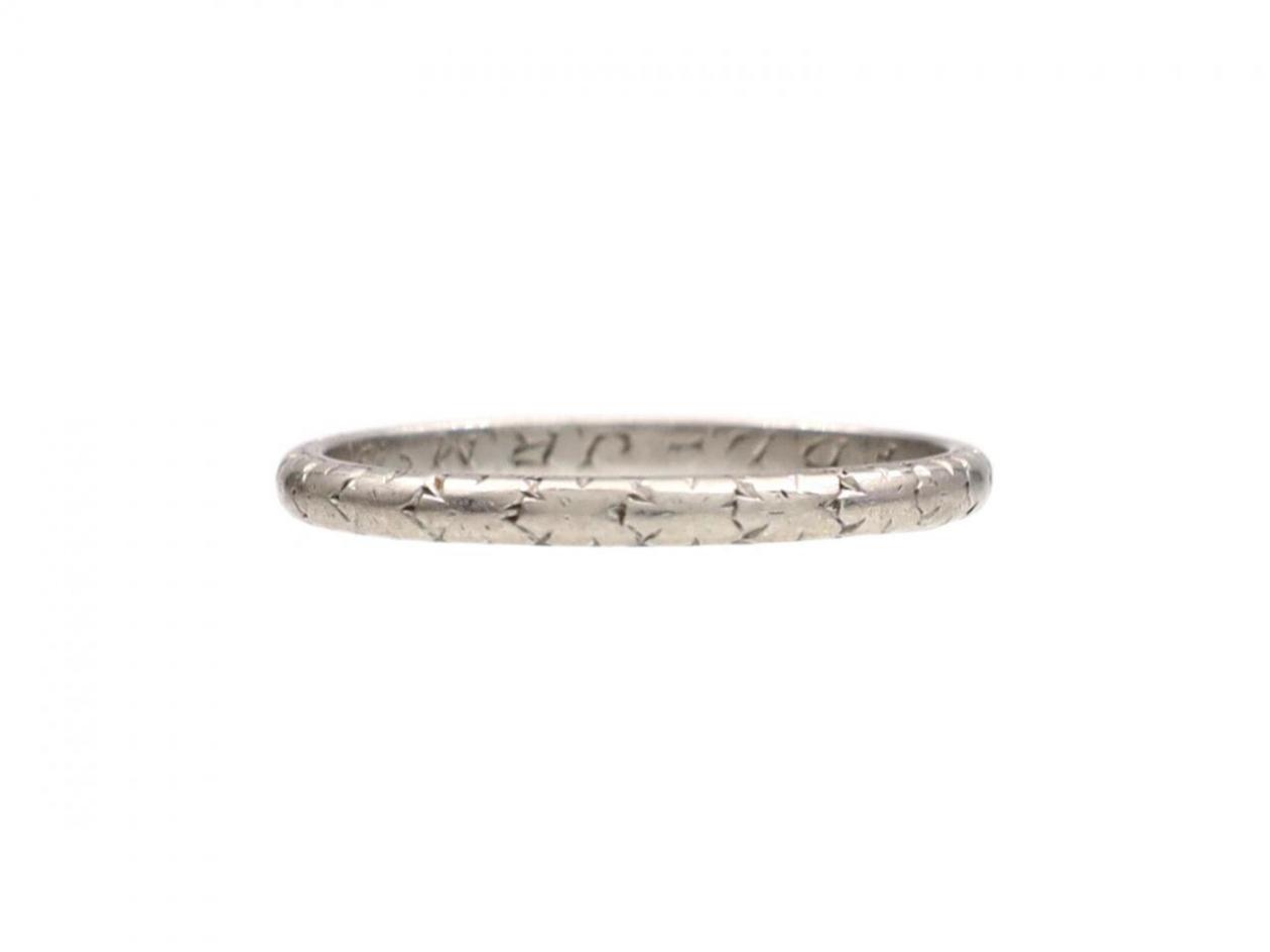 Retro Platinum 1.91mm Engraved Wedding Ring