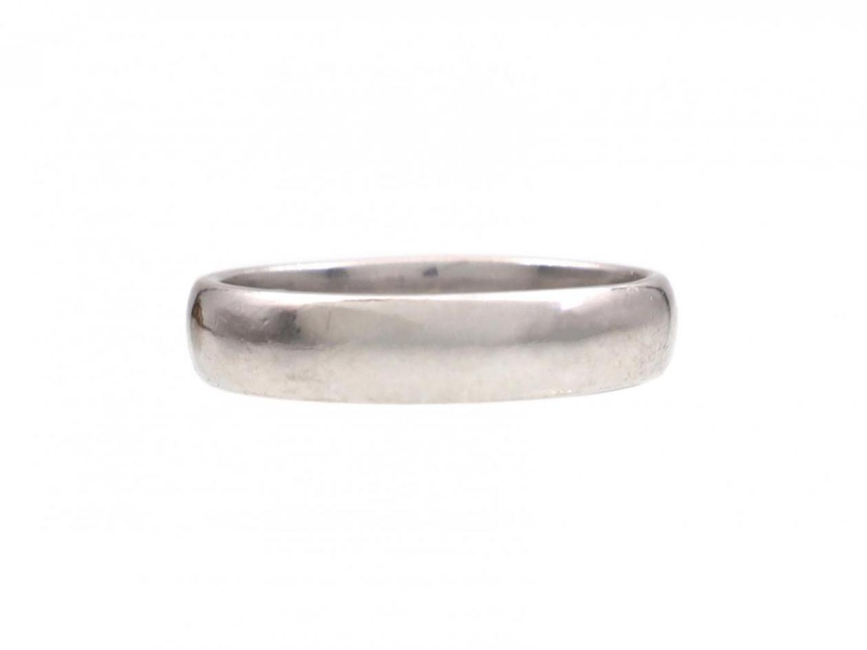 4.15mm D-shape polished wedding ring in 18kt white gold