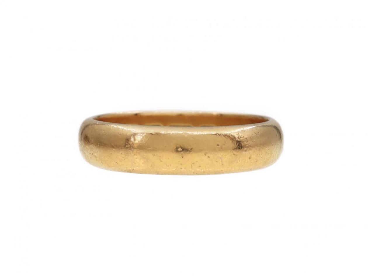 1919 Comfort Fit 4.75mm Wedding Ring in 22kt Yellow Gold