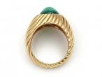 French 1940s Colombian Emerald Cabochon Bombé Ring in 18kt Yellow Gold