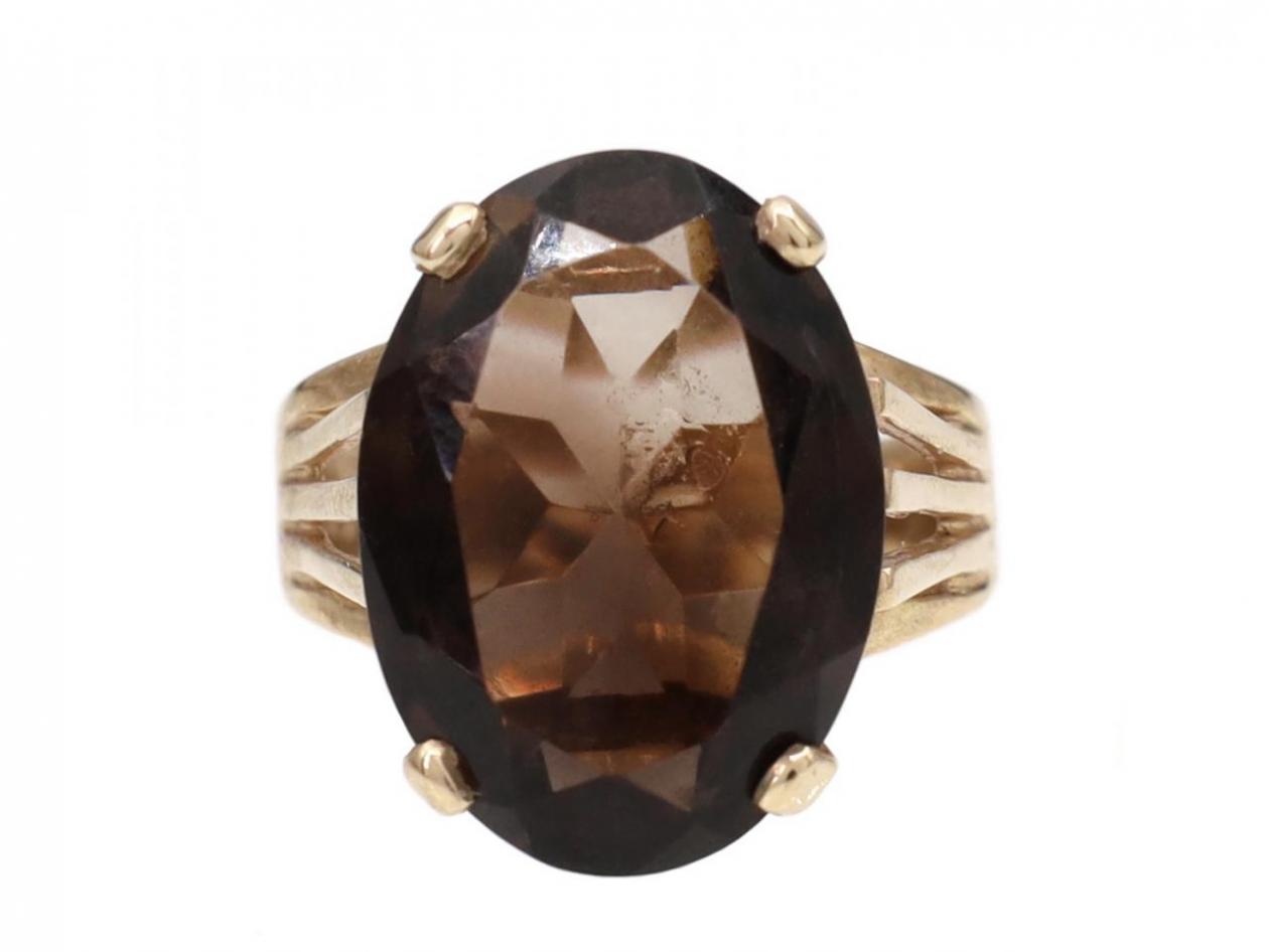 Vintage oval smokey quartz cocktail ring in 9kt yellow gold