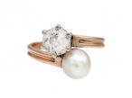 Edwardian Toi et Moi Diamond & Pearl Twist Ring in Rose Gold