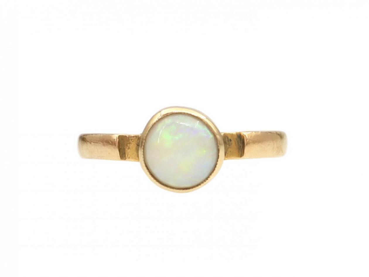 Victorian round opal solitaire ring in 22kt yellow gold