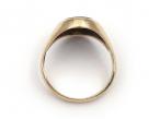 Vintage oval onyx and 9kt yellow gold signet ring