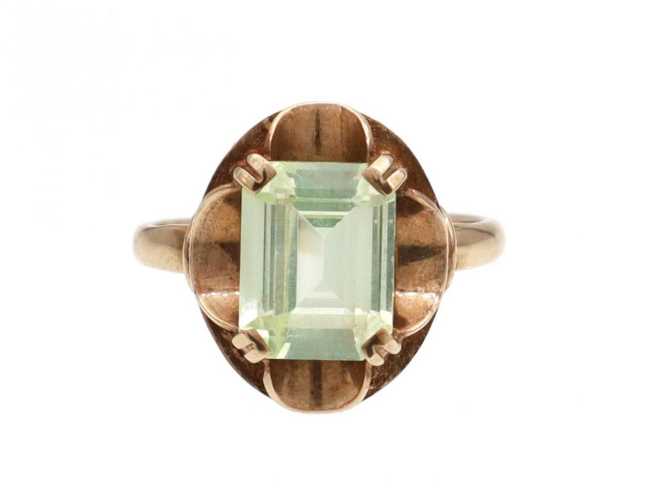 Vintage lime green synthetic spinel dress ring in 9kt yellow gold