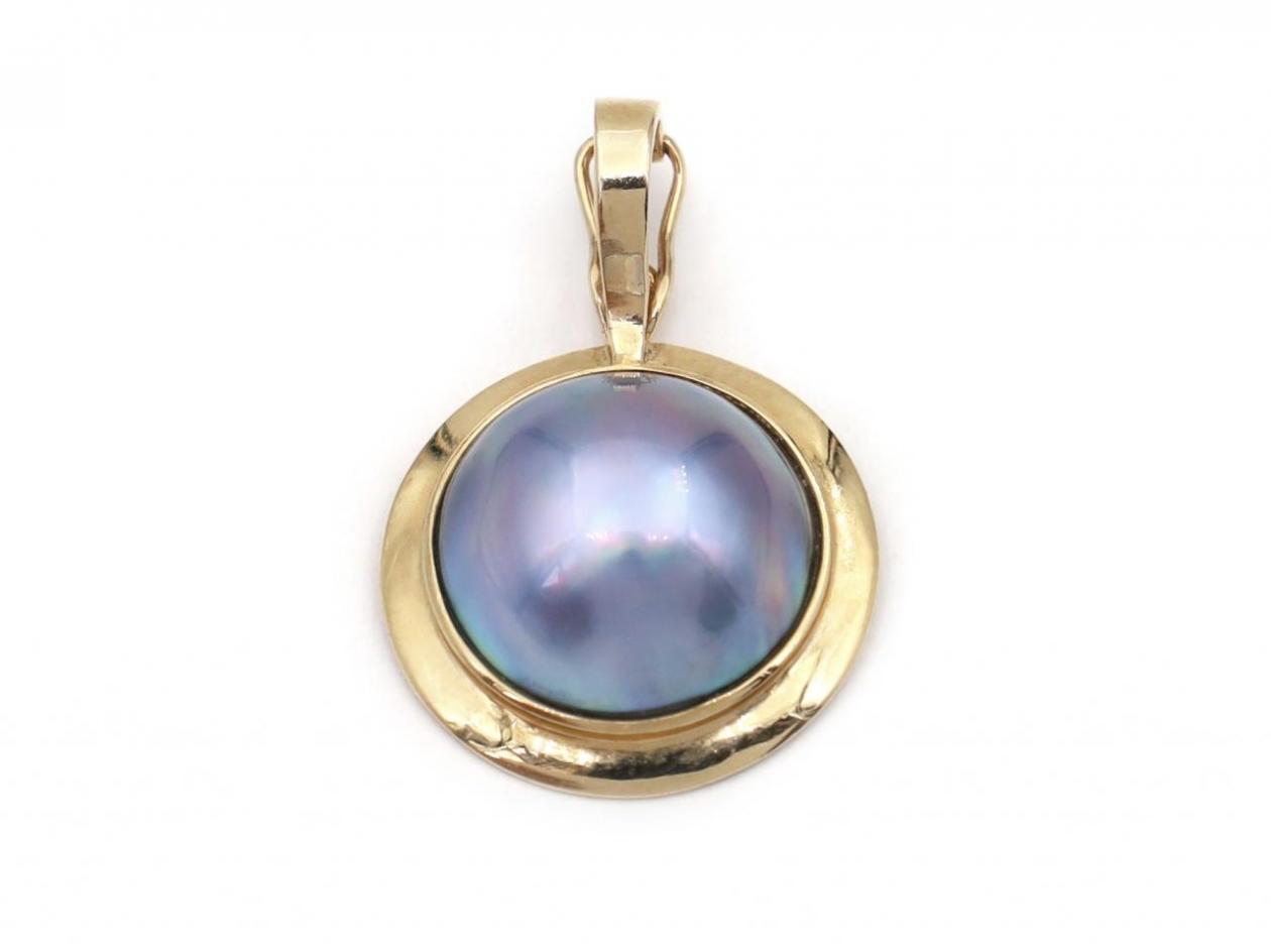 Retro Black Mabe Pearl & 14kt Yellow Gold Pendant