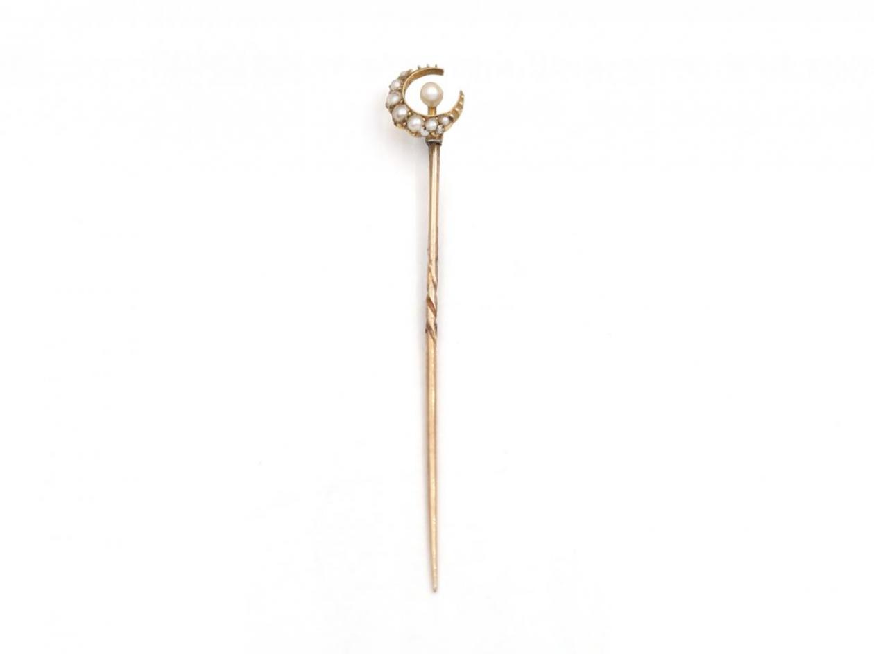 Antique Seed Pearl Crescent Moon Stickpin in Yellow Gold