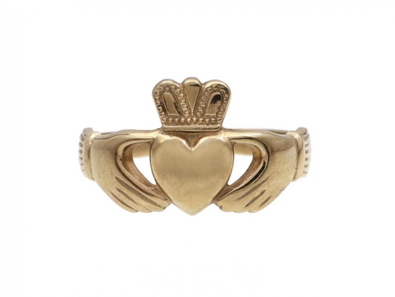 Vintage 9kt Yellow Gold Chunky Claddagh Ring