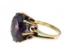 Vintage 14kt yellow gold and synthetic purple colour change sapphire ring