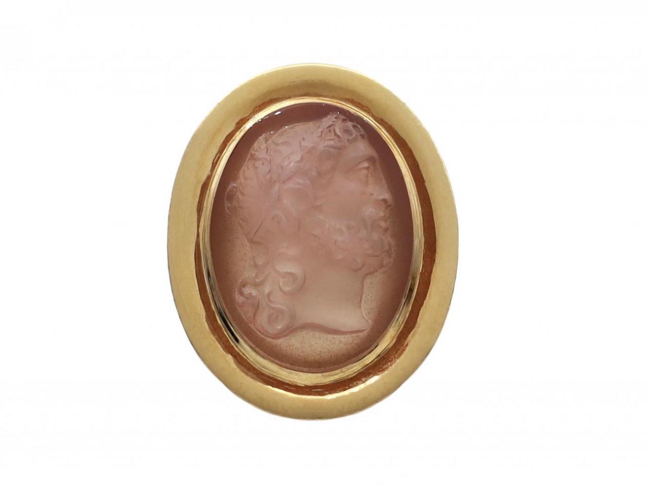 Antique French Oval Carnelian Cameo Ring in 18kt Yellow Gold