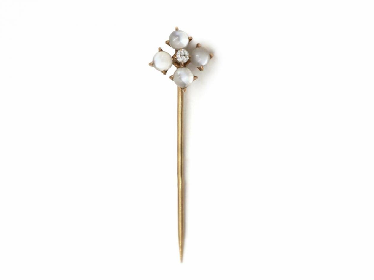 Vintage Quatrefoil Moonstone Stickpin in Yellow Gold