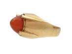Spanish 18kt yellow gold and cabochon carnelian signet ring