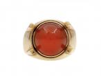 Spanish 18kt yellow gold and cabochon carnelian signet ring