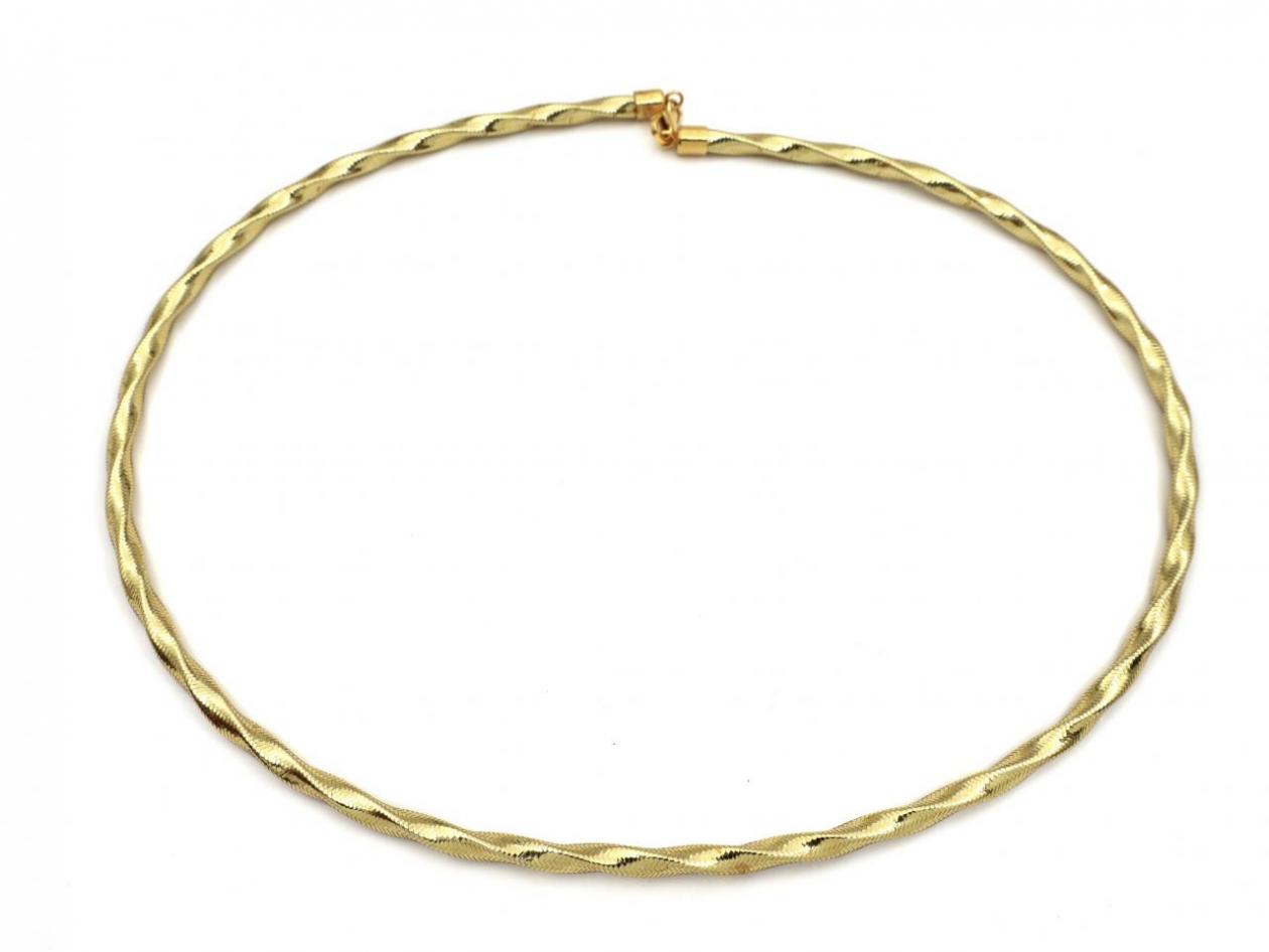 Vintage twsiting omega necklace in 14kt yellow gold