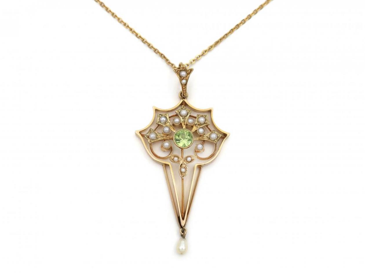 Antique Peridot & Seed Pearl Pendant in Yellow Gold