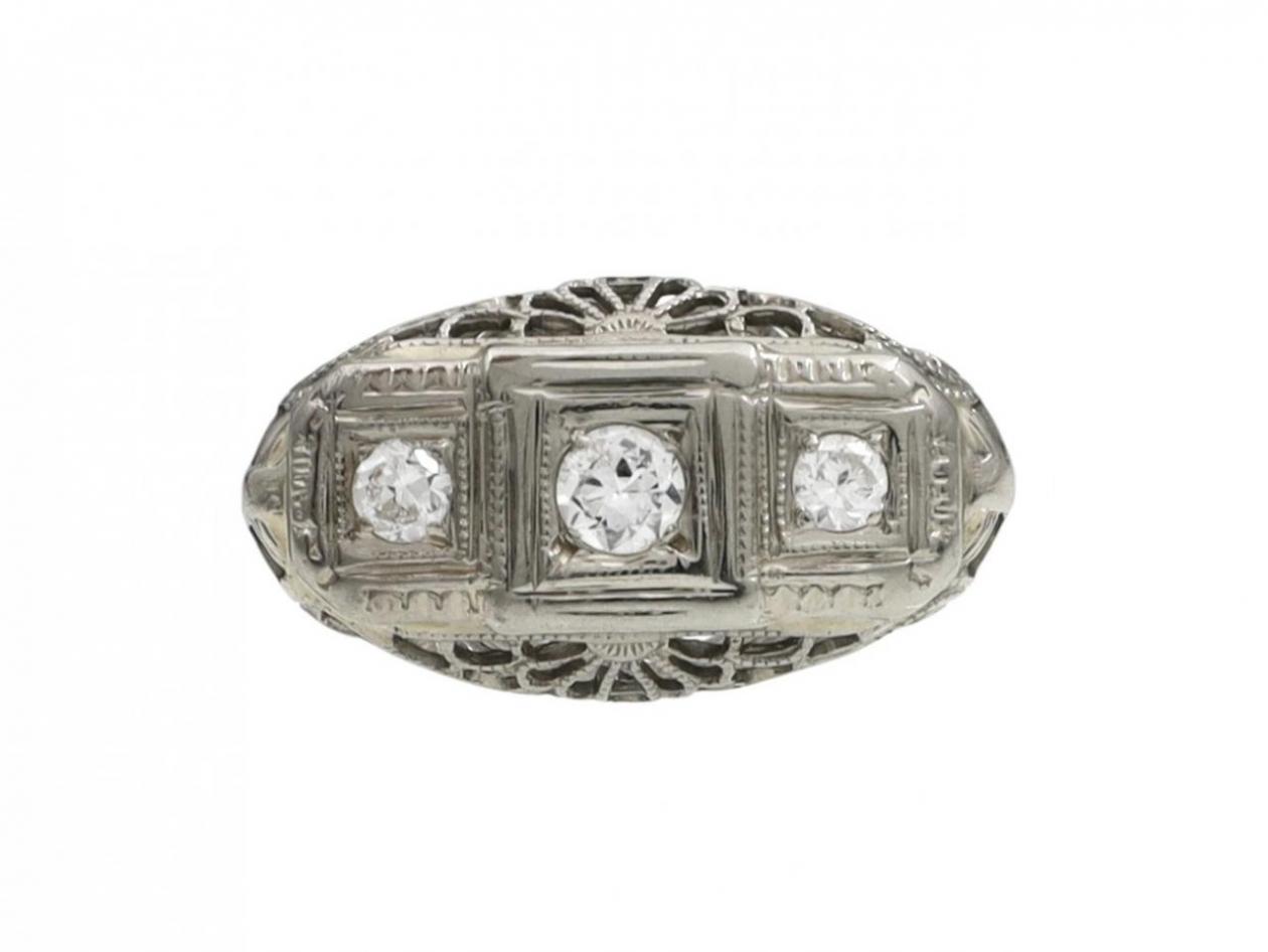 Art Deco style diamond three stone filigree ring in 14kt gold