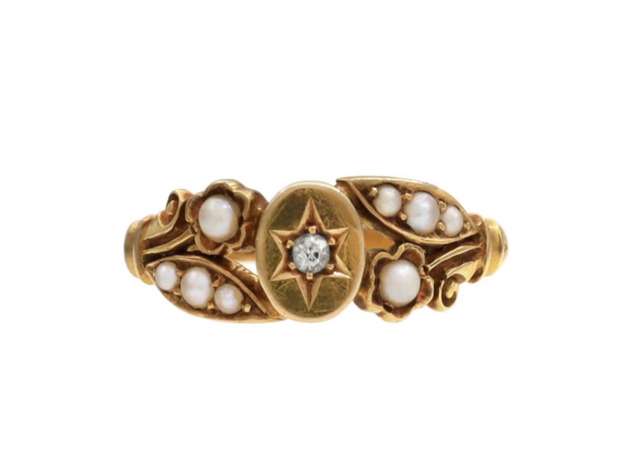 Victorian diamond and pearl shield and floral ring in 18kt gold