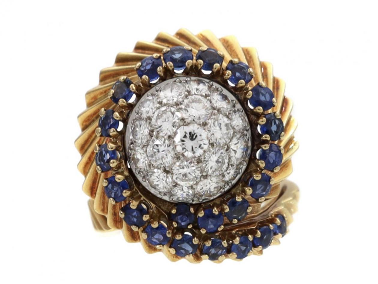 1940s French diamond and sapphire spiral ring in 18kt yellow gold