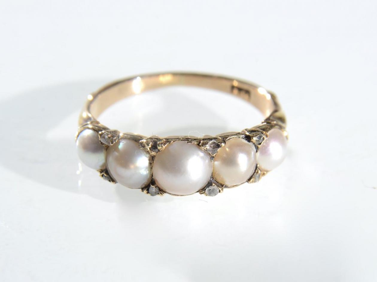 Antique 18kt yellow gold five stone pearl and diamond ring
